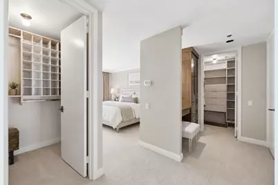 950 N Michigan Avenue #4202, Chicago, IL 60611 - Photo 20