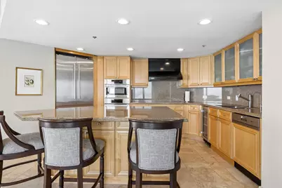 950 N Michigan Avenue #4202, Chicago, IL 60611 - Photo 12