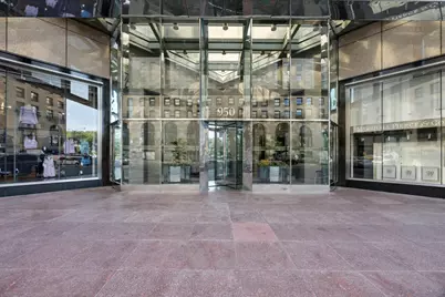 950 N Michigan Avenue #4202, Chicago, IL 60611 - Photo 2