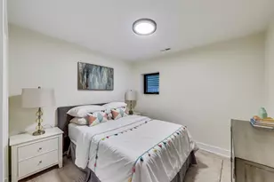 1644 N Troy St, Chicago, IL 60647 - Photo 22