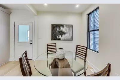 1644 N Troy Street #1, Chicago, IL 60647 - Photo 14