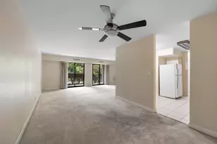 1605 E Central Rd, Arlington Heights, IL 60005 - Photo 8