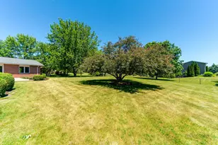 1516 W Reiche Ln, McHenry, IL 60051 - Photo 38