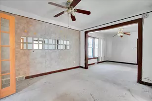 321 W 114th St, Chicago, IL 60628 - Photo 2