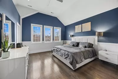 1616 N Hamlin Avenue, Chicago, IL 60647 - Photo 12
