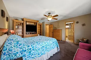 702 Hickory Ln, Carol Stream, IL 60188 - Photo 18