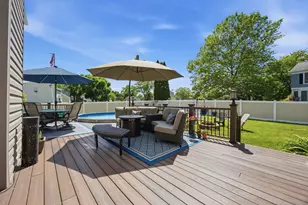 702 Hickory Ln, Carol Stream, IL 60188 - Photo 36