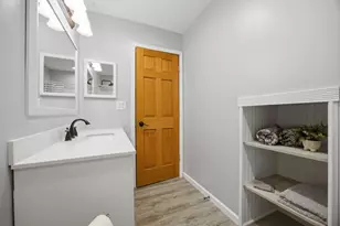 702 Hickory Ln, Carol Stream, IL 60188 - Photo 30
