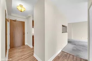 1840 Huntington Blvd, Hoffman Estates, IL 60169 - Photo 4