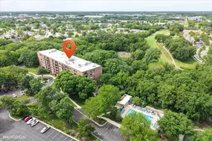 1840 Huntington Blvd, Hoffman Estates, IL 60169 - Photo 32