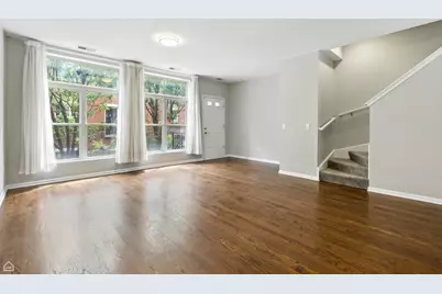 346 E 25th Place #25, Chicago, IL 60616 - Photo 4
