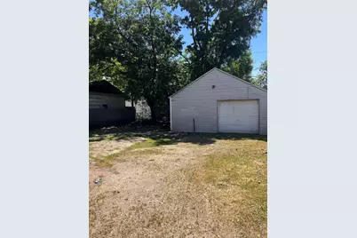418 Irving Street, Joliet, IL 60432 - Photo 2
