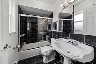 1536 W Pratt Blvd, Chicago, IL 60626 - Photo 16