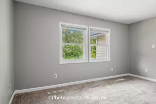 212 Valley Ave, Bradley, IL 60915 - Photo 12