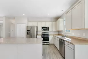 2349 Mayfield Dr, Montgomery, IL 60538 - Photo 14