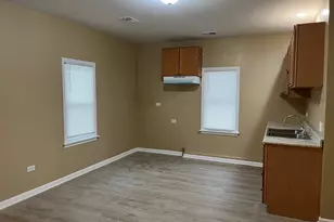 16746 Lincoln St, Hazel Crest, IL 60429 - Photo 2