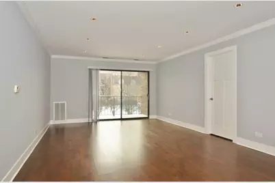 2050 Valencia Drive #205C, Northbrook, IL 60062 - Photo 4