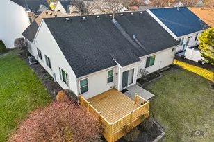 21011 W Torrey Pines Ct, Plainfield, IL 60544 - Photo 2