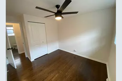 5749 W 63rd Place, Chicago, IL 60638 - Photo 16