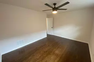 5749 W 63rd Pl, Chicago, IL 60638 - Photo 12