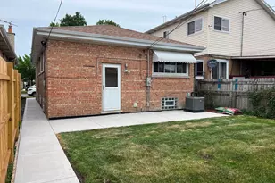 5749 W 63rd Pl, Chicago, IL 60638 - Photo 36
