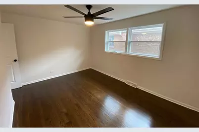 5749 W 63rd Place, Chicago, IL 60638 - Photo 18
