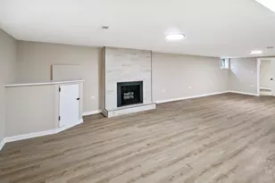 145 Walton St, Barrington, IL 60010 - Photo 16