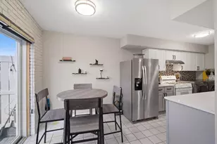 1495 Cornell Ct, Hoffman Estates, IL 60169 - Photo 6
