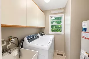 21365 W Ridge Rd, Lake Zurich, IL 60047 - Photo 10