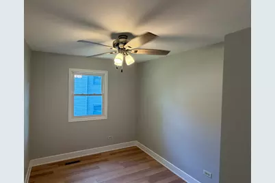 1900 Longmeadow Drive, Lindenhurst, IL 60046 - Photo 22
