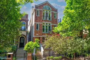 1717 W Nelson St, Chicago, IL 60657 - Photo 1