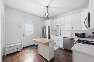 945 N Lawler Ave, Chicago, IL 60651 - Photo 10
