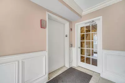 405 W Pierce Road #201, Itasca, IL 60143 - Photo 2