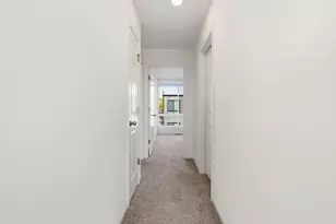 1300 Catalina Ct., Schaumburg, IL 60173 - Photo 16