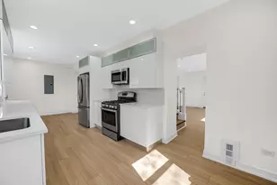 8758 S Wabash Ave, Chicago, IL 60619 - Photo 10