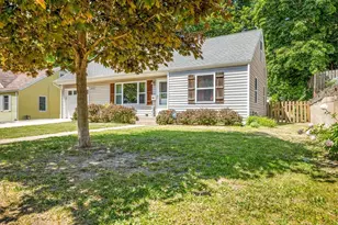 2520 19th Ave, Rockford, IL 61108 - Photo 2