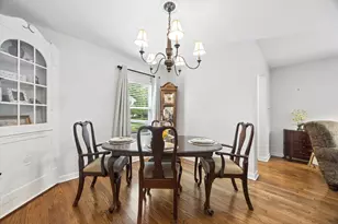 803 E Harrison Ave, Wheaton, IL 60187 - Photo 6