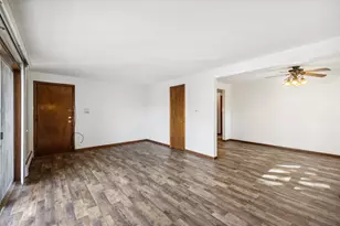 6308 W 64th Pl, Chicago, IL 60638 - Photo 2