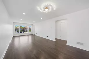 415 W 95th Pl, Chicago, IL 60628 - Photo 8