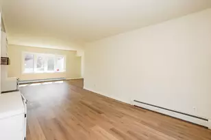 215 S Prairie Road SE, New Lenox, IL 60451 - Photo 16