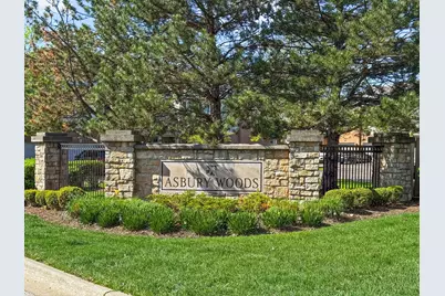 8132 Concord Lane #E, Justice, IL 60458 - Photo 2