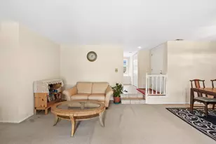 256 Southwick Ct, Vernon Hills, IL 60061 - Photo 6