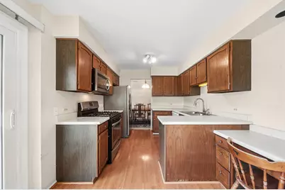 256 Southwick Court #256, Vernon Hills, IL 60061 - Photo 10