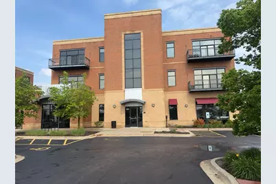 2390 Esplanade Drive #206, Algonquin, IL 60102 - Photo 4