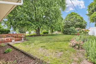 106 W Willow St, Fairbury, IL 61739 - Photo 26