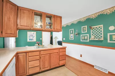 106 W Willow Street, Fairbury, IL 61739 - Photo 14