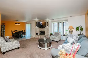 4041 W 97th St, Oak Lawn, IL 60453 - Photo 6