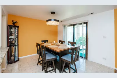 4041 W 97th Street #2N, Oak Lawn, IL 60453 - Photo 8