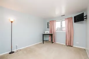 4041 W 97th St, Oak Lawn, IL 60453 - Photo 20