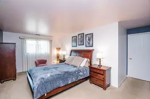 4041 W 97th St, Oak Lawn, IL 60453 - Photo 14